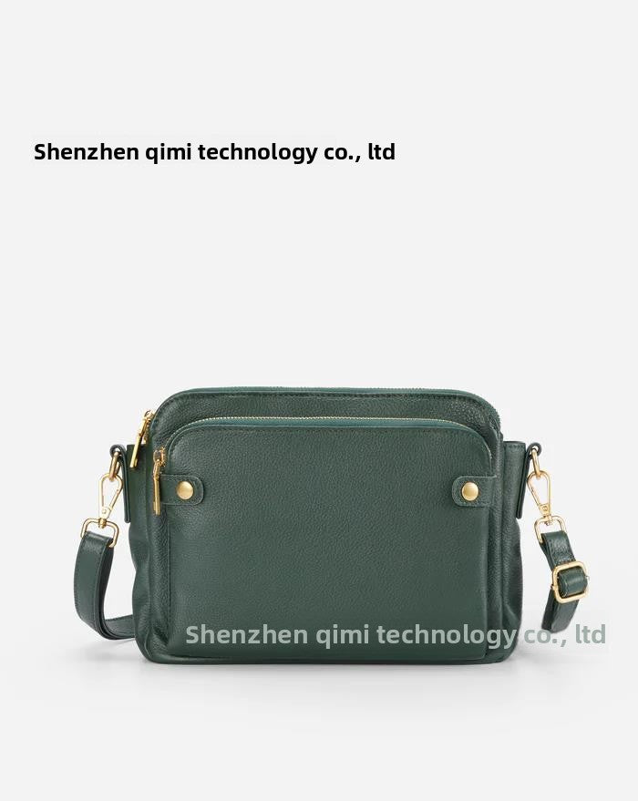 תיק עור עם רצועת עור