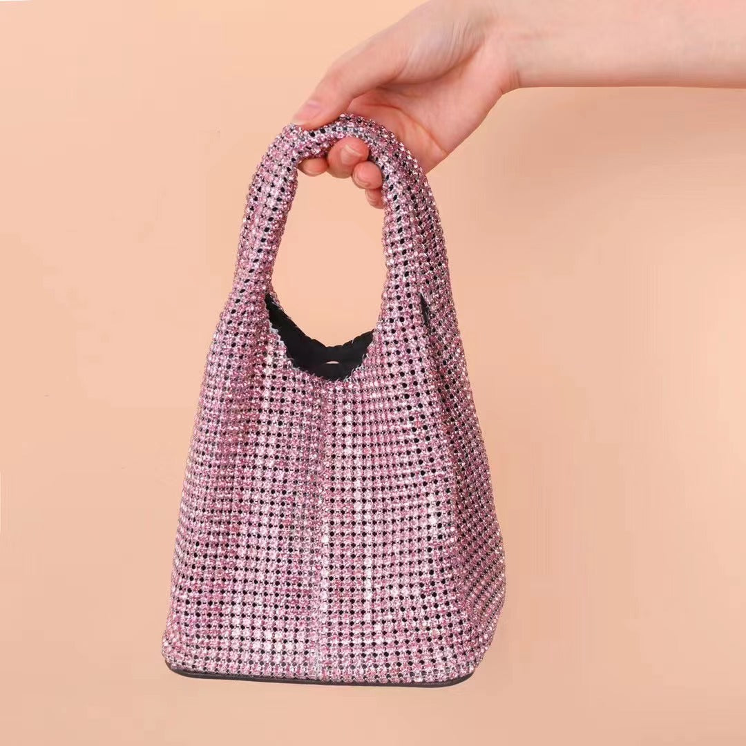 תיק טוטה מרופד עם יהלומים מבריקים - תיק יד מבריק ומעוצב